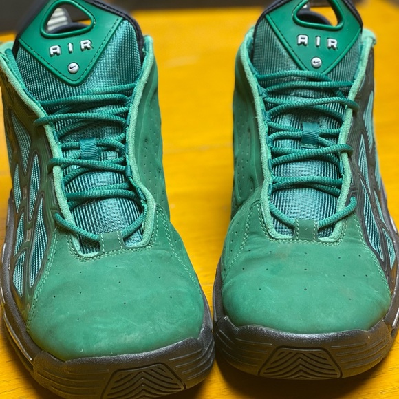 Nike Air Max Pillar “Pine Green” - Picture 2 of 4